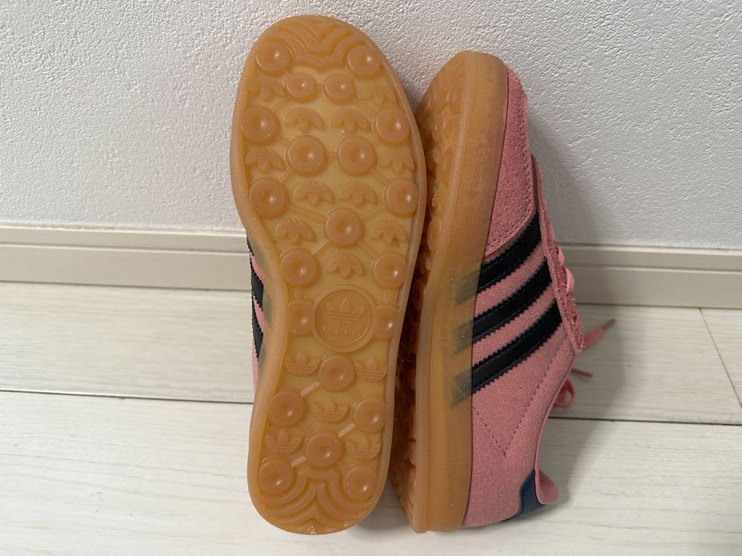 靴 adidas GAZELLE