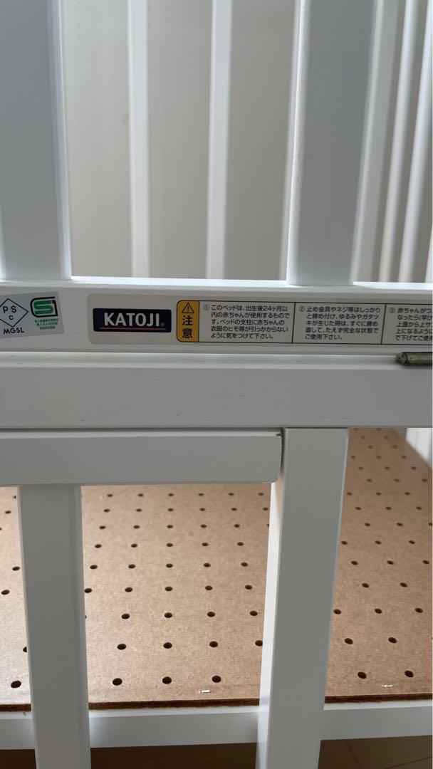 ベビーベッド 60×90 カトージ　KATOJI 送料込み