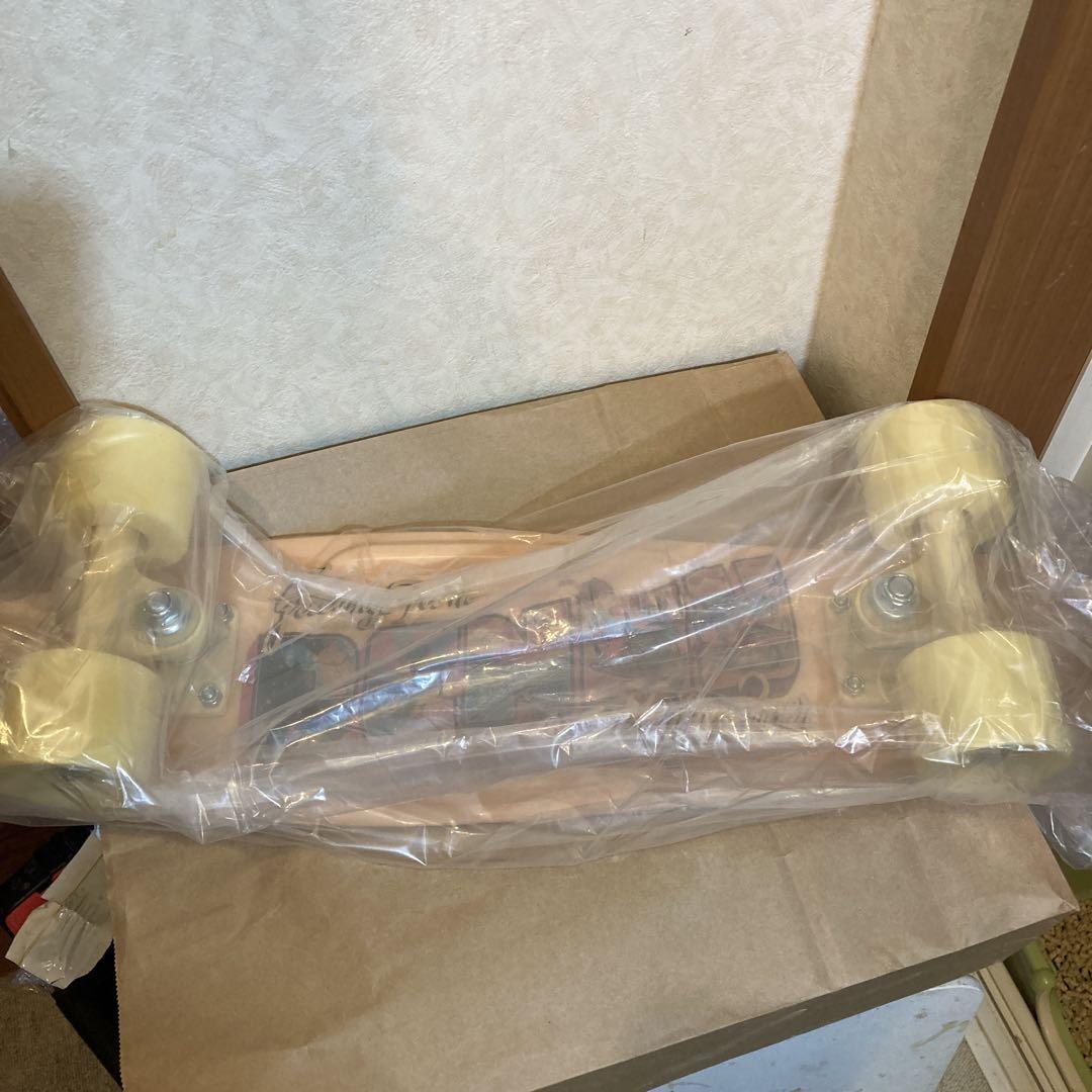 新品　penny スケートボード グラフィック　ベージュ