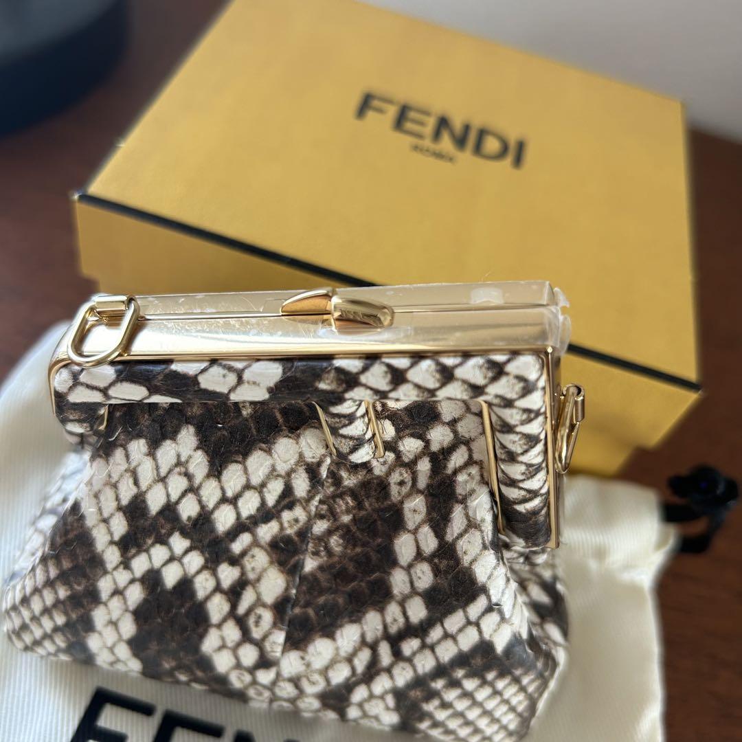 【新品】FENDI ナノファースト　チャーム