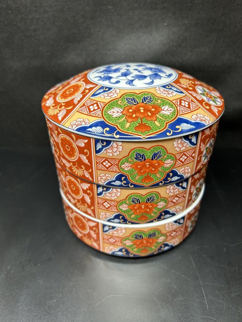 有田焼 龍峰窯 林斎 三段重 おせち器 お正月 蓋付き重ね鉢 古伊万里 色絵重箱 有田焼 龍峰窯 林斎 三段重 おせち器 お正月 蓋付き重ね鉢 古伊万里 色絵重箱