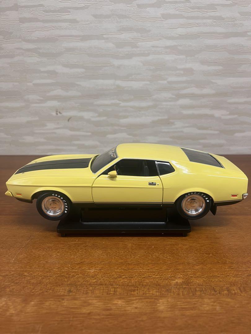 No236 ミニカー1/18箱あり MUSTANG MACH1 ELEANOR