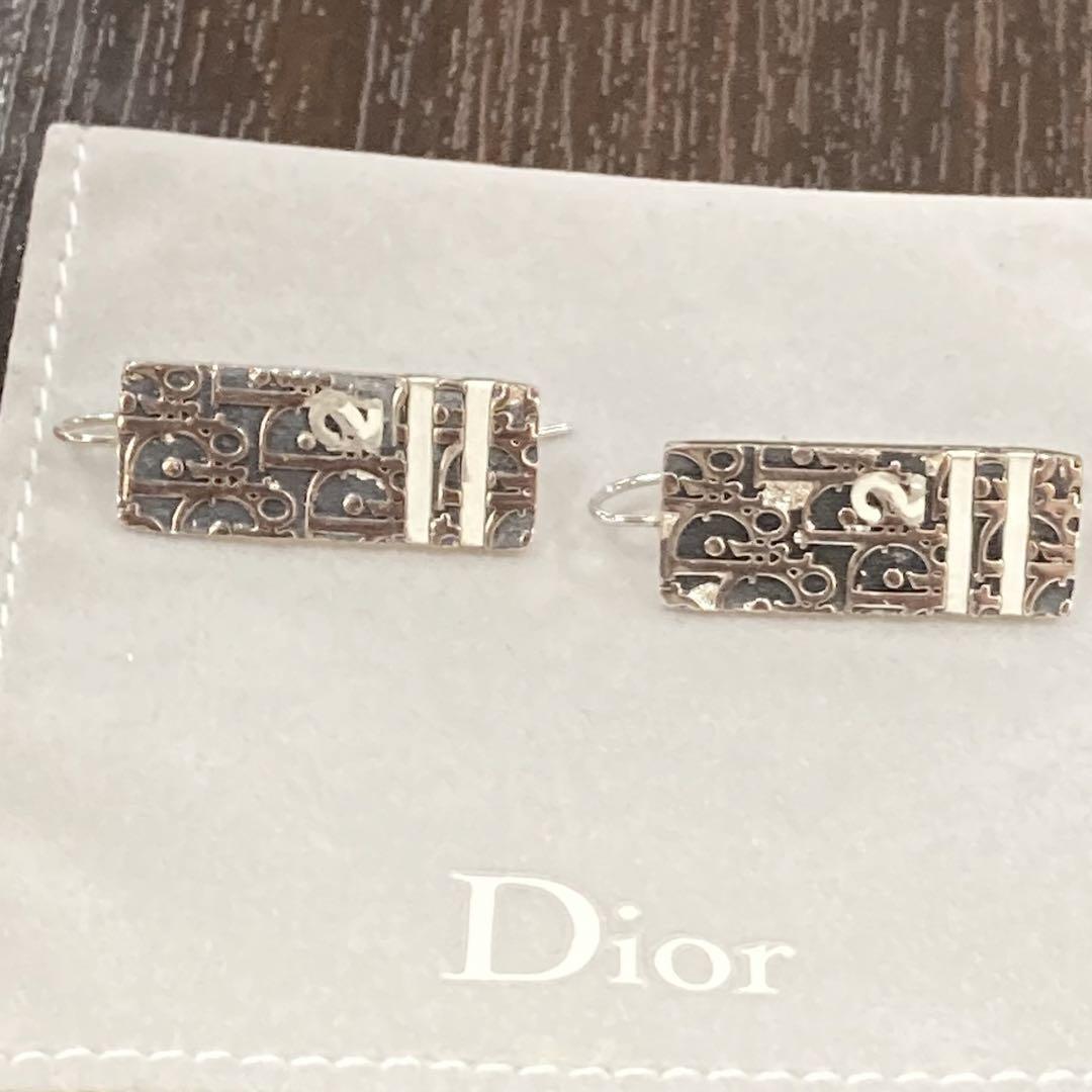 Christian Dior クリスチャンディオール トロッター ピアス 人気