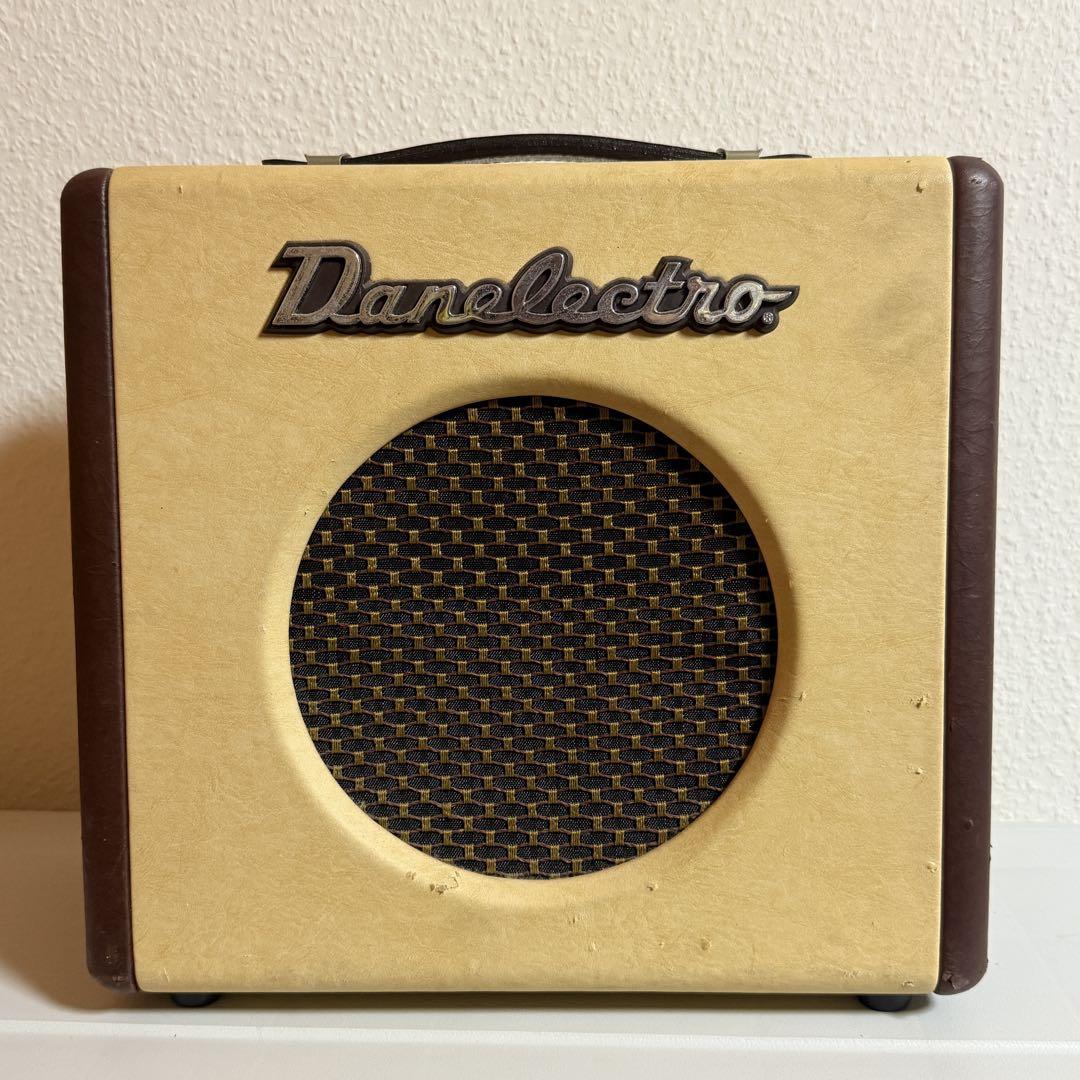 Danelectro Nifty Fifty ギターアンプ