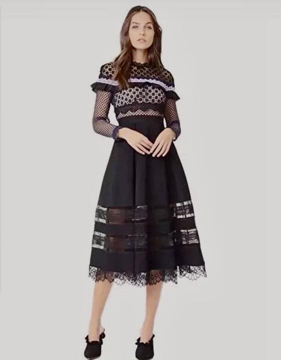 メルカリ 総レース長袖ワンピース ロングワンピース 6 800 中古や未使用のフリマ