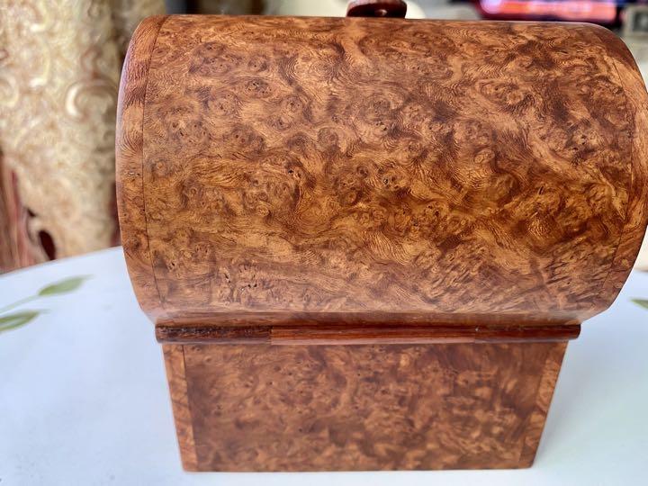 【新品】花梨瘤杢 無垢材  ジュエリーボックス⭐️小物入れ⭐️宝石箱
