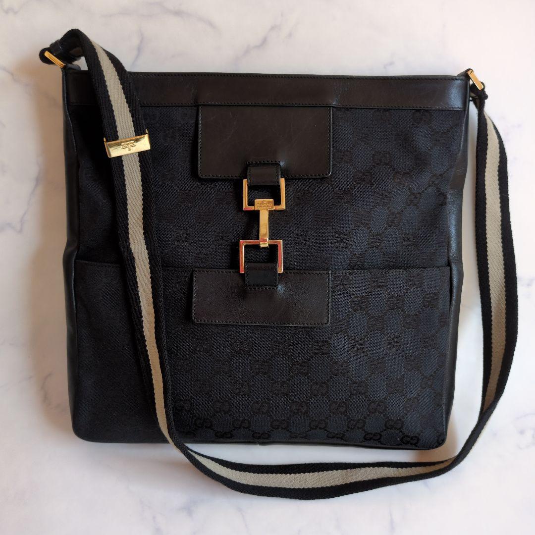 グッチ　ショルダーバッグ　大　男女兼用