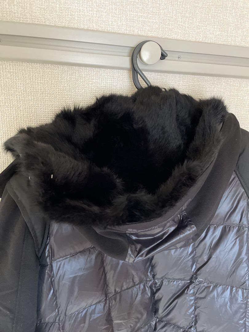 黒 フード付き　モンクレール