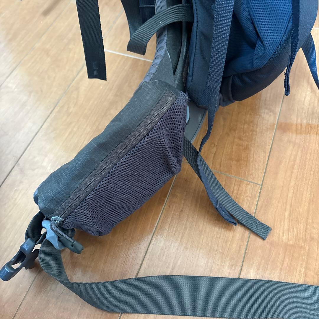 85 ダークブルー