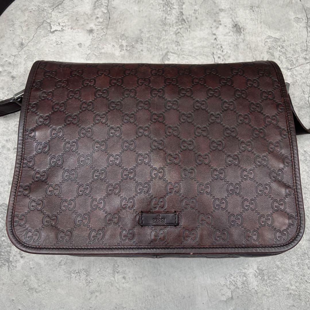 美品✨GUCCI グッチ メッセンジャーバッグ シマレザー GG A4可
