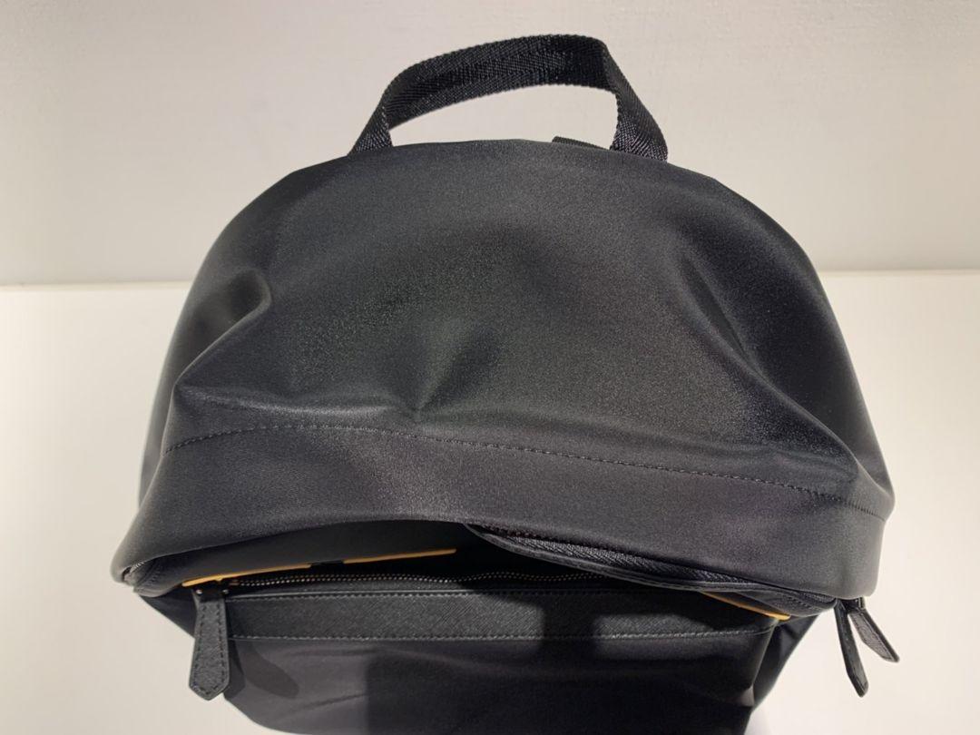 超美品❗️FENDI モンスター バッグパック ブラック