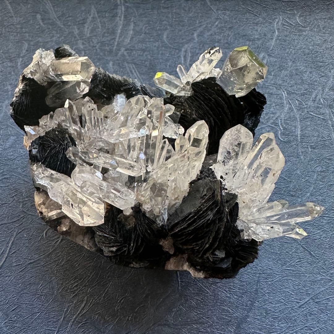 スペキュライト水晶共生原石