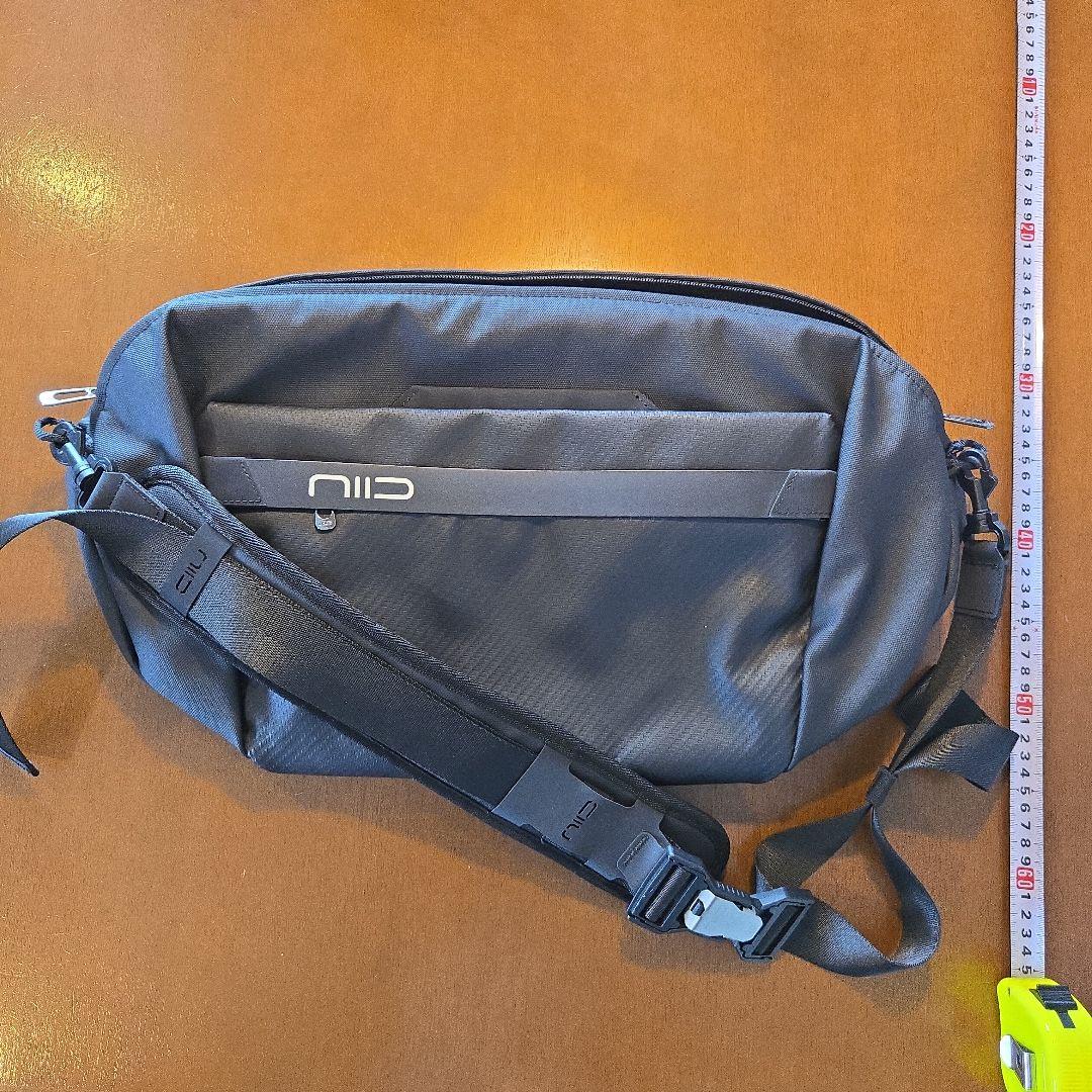 NIID CACHE H1 スリングバッグ・ダッフルバッグ