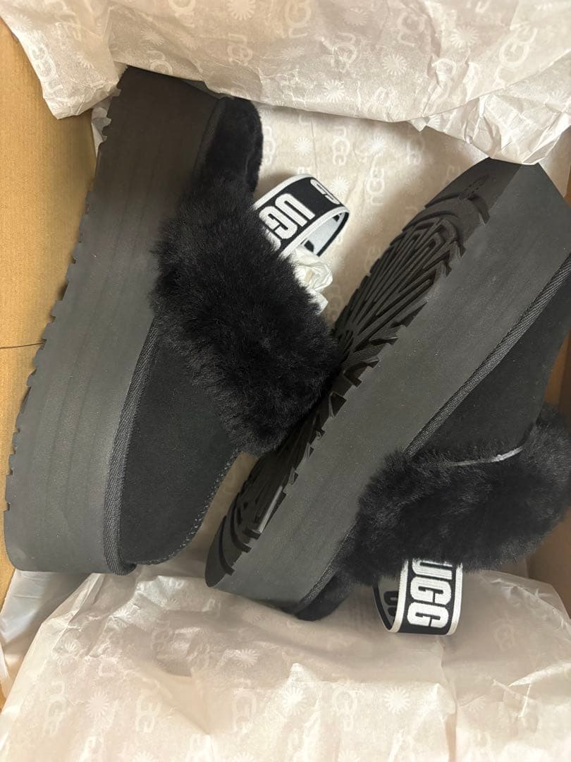 タイムセール中 ♥ UGG Funkette ブラック24cm24cm・UGG KIN-KAAI_COM