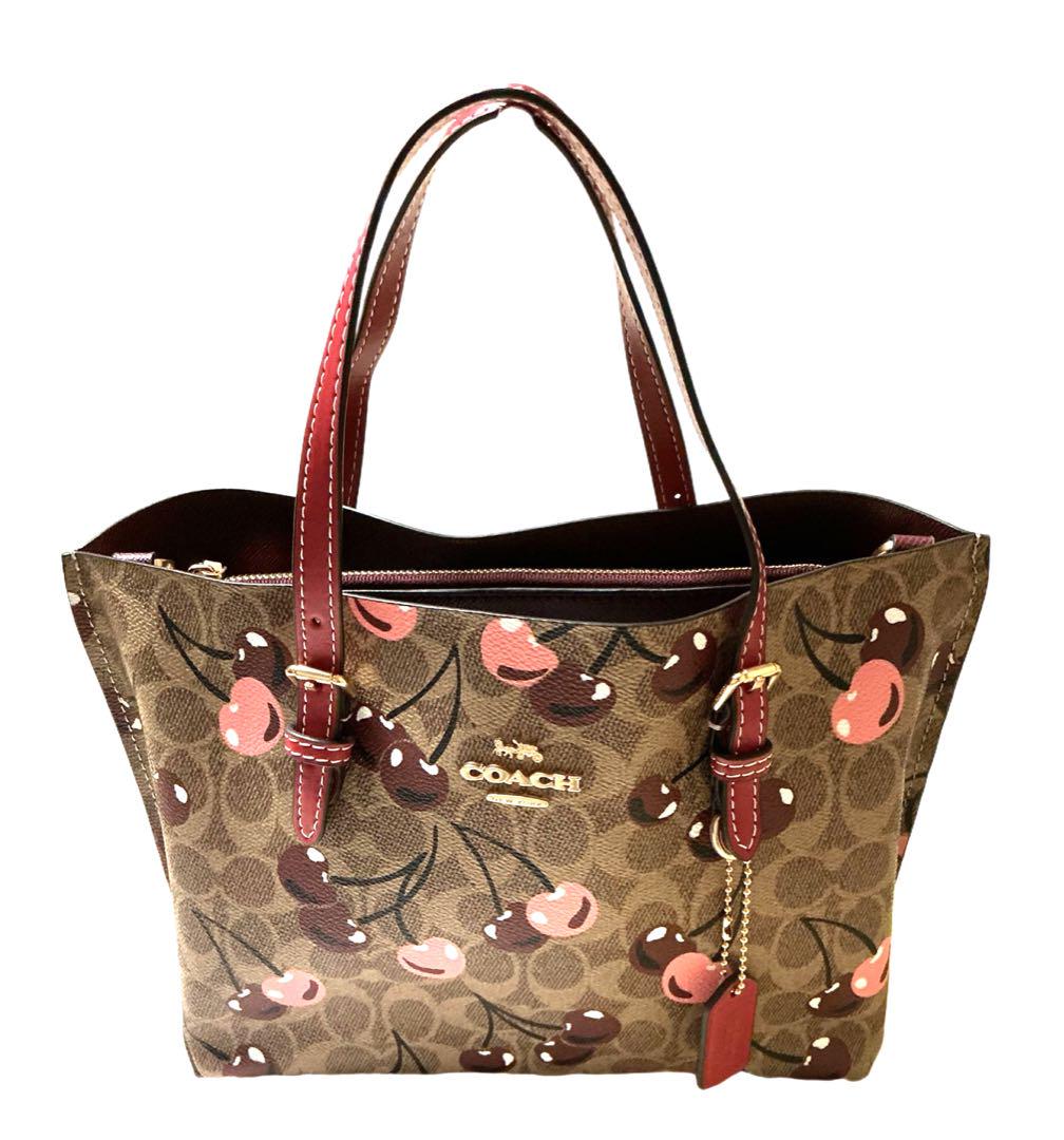 コーチ COACH