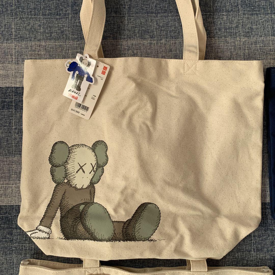 【新品未使用】ユニクロ KAWS カウズ トートバッグ　4点セット