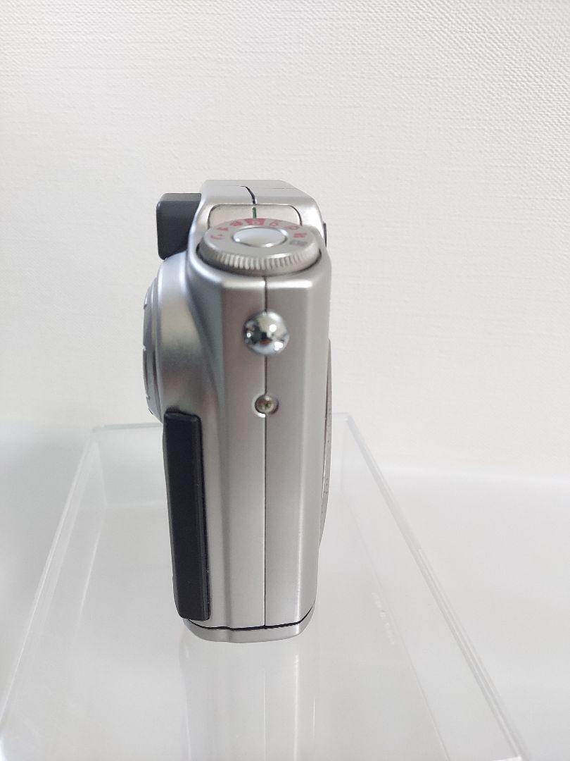 作例あり　FUJIFILM　FinePix 4700Z デジタルカメラ シルバー 作例あり FUJIFILM FinePix 4700Z デジタルカメラ シルバー