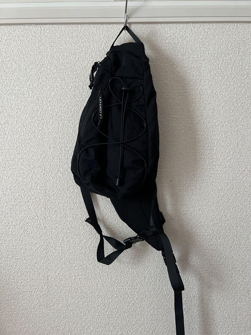 cp company シーピーカンパニー レンズショルダーバッグ ブラック cp company シーピーカンパニー レンズショルダーバッグ
