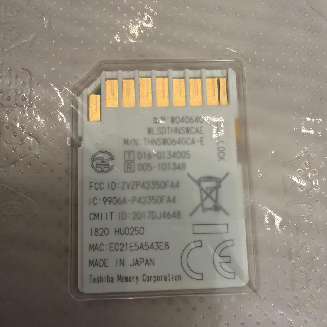 TOSHIBA FlashAir W-04 64GB SDカード - メルカリ