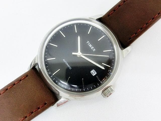TIMEX MARLIN 黒文字盤 レザー腕時計 TW2T23000 TIMEX MARLIN 黒文字盤 レザー腕時計 TW2T23000