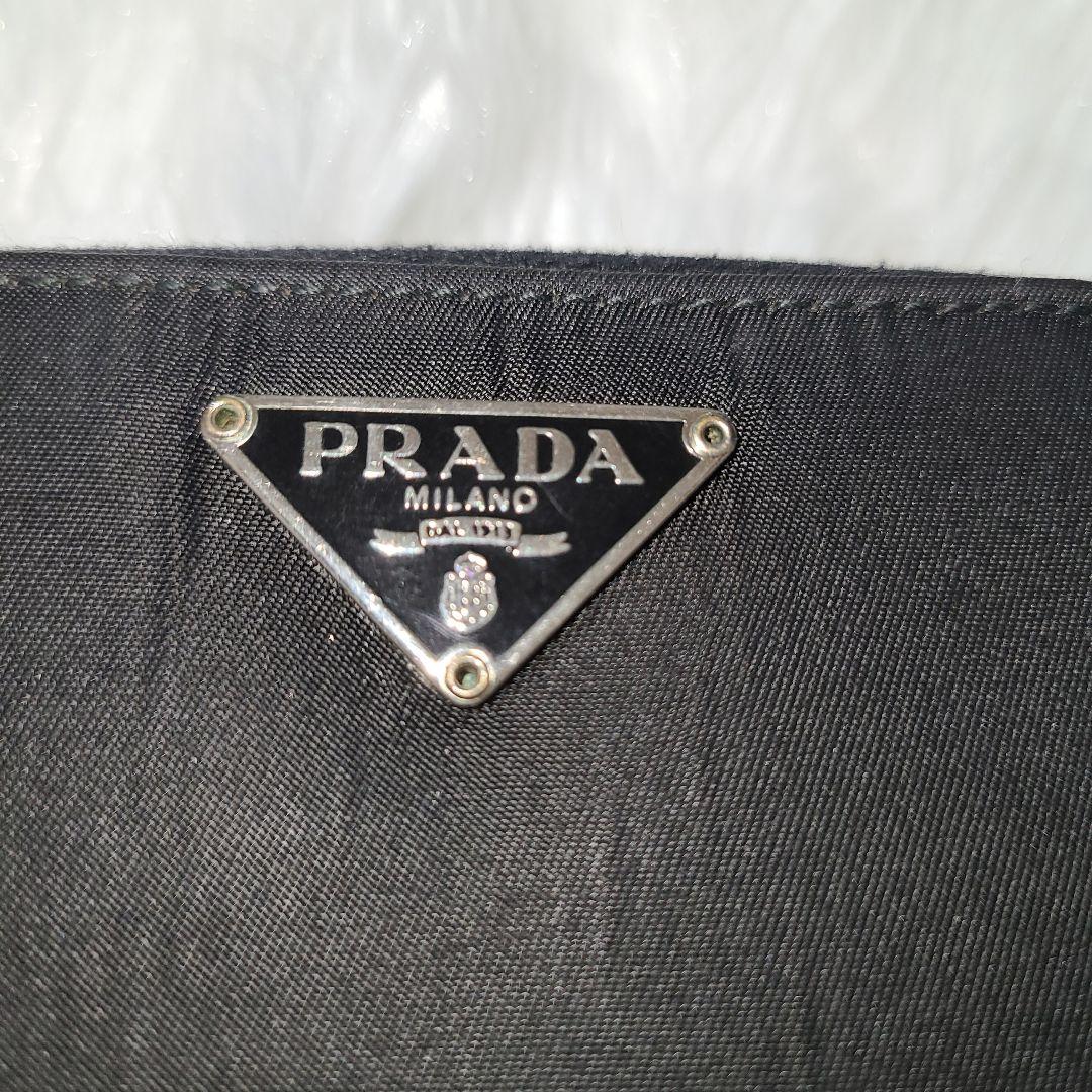 美品☆PRADA プラダ ナイロン ブラック 二つ折り財布 三角ロゴ