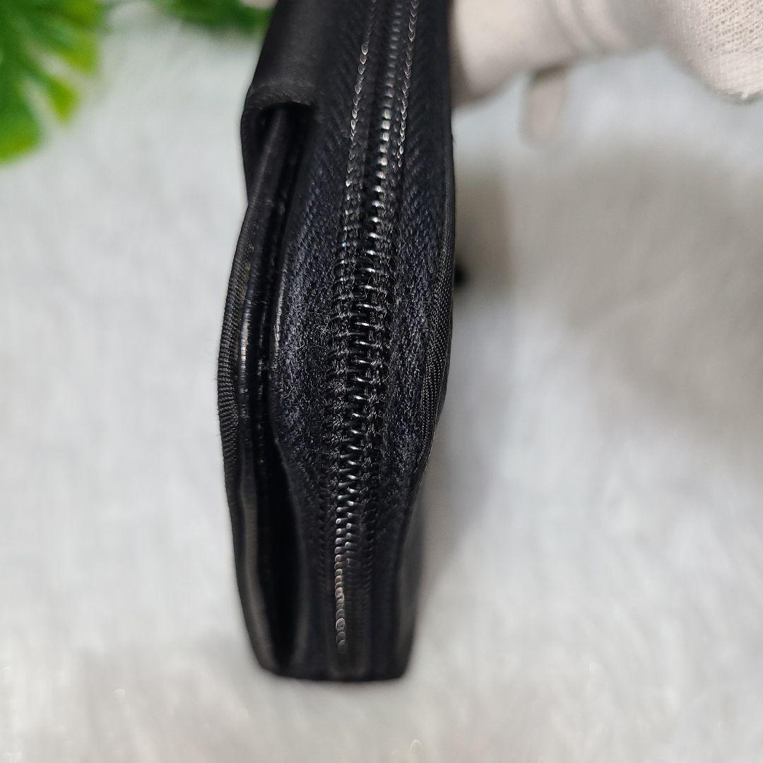 美品☆PRADA プラダ ナイロン ブラック 二つ折り財布 三角ロゴ