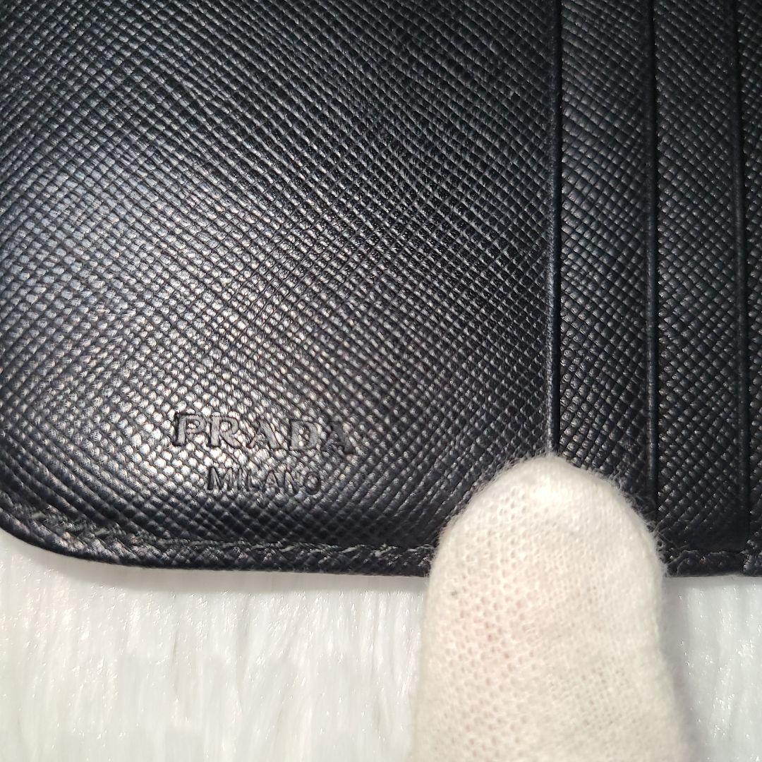美品☆PRADA プラダ ナイロン ブラック 二つ折り財布 三角ロゴ
