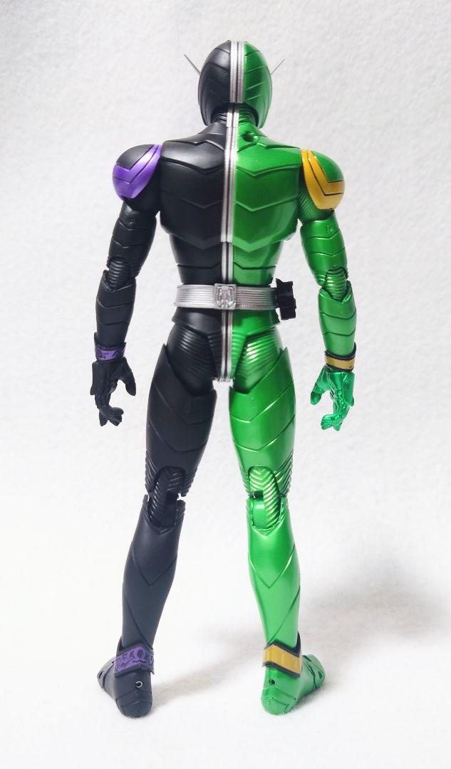 S.H.フィギュアーツ 真骨彫製法 仮面ライダーＷ サイクロンジョーカー
