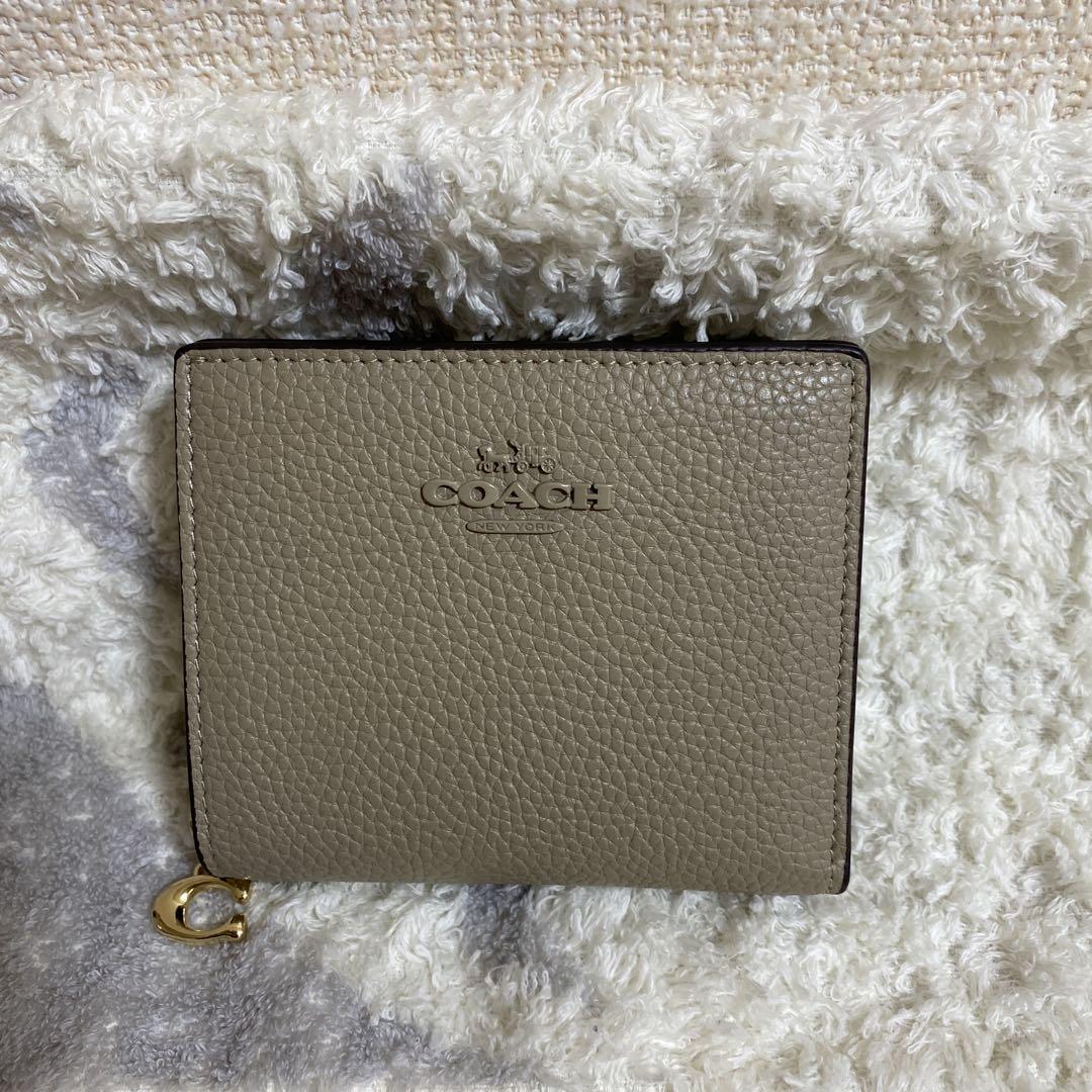 COACH 二つ折り財布 ベージュ 小物