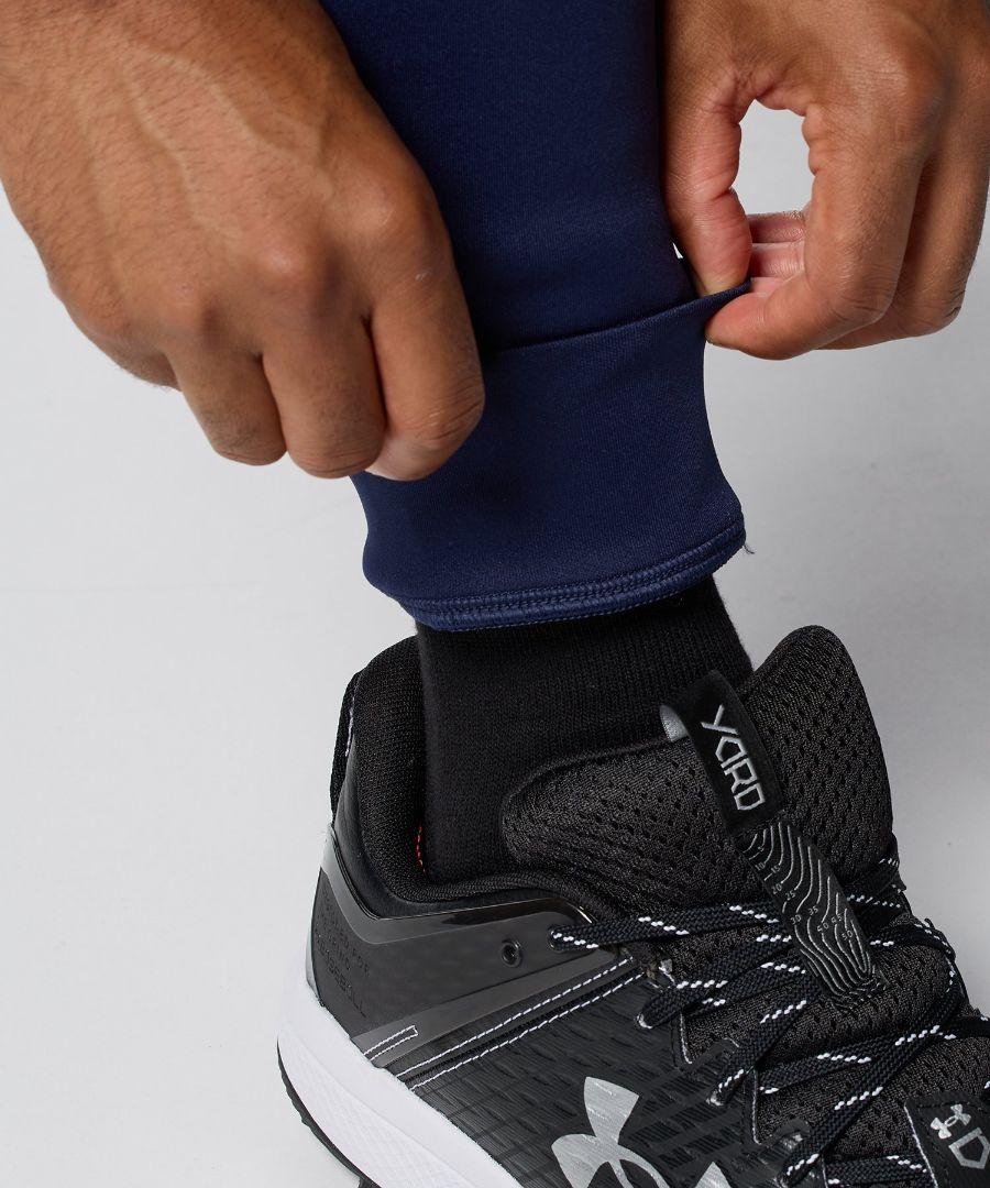 UNDER ARMOUR 2023秋冬限定モデル 上下セットアップ サイズ ＭＤ