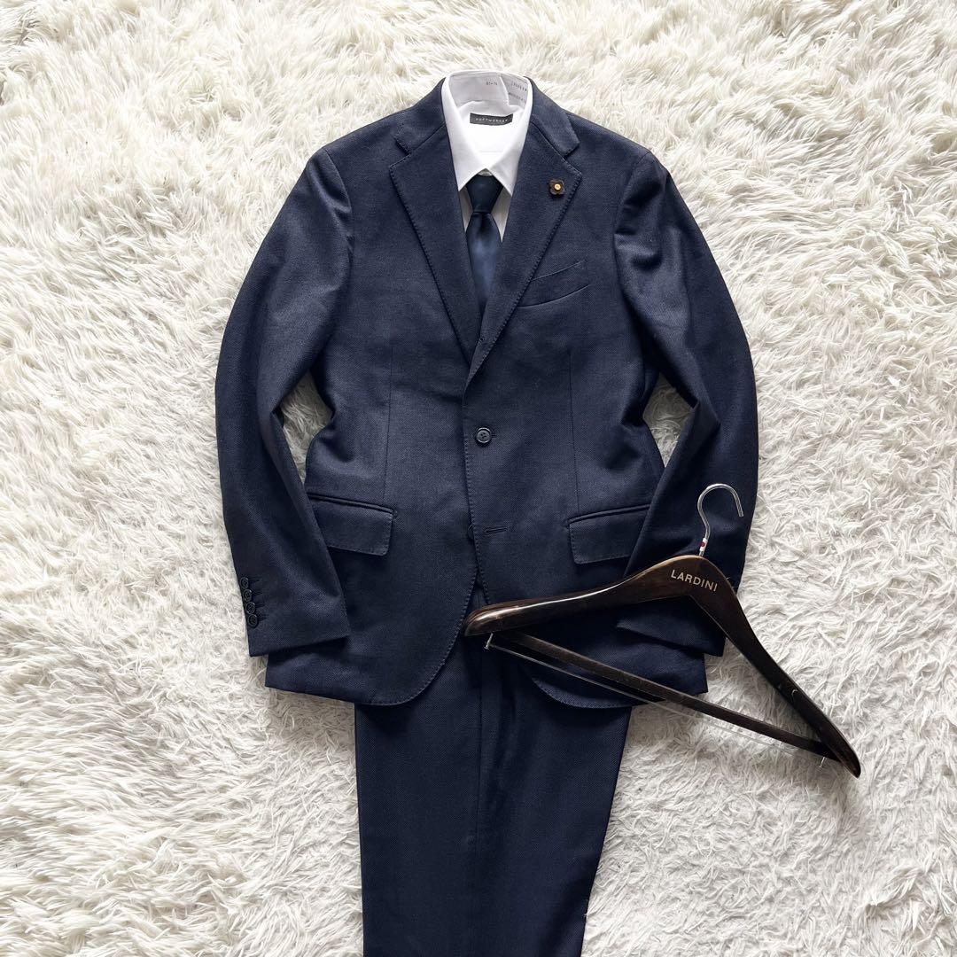 美品> LARDINI バーズアイ ネイビー ウール スーツ サイズ46 スーツ 美品> LARDINI バーズアイ ネイビー ウール スーツ サイズ46 スーツ