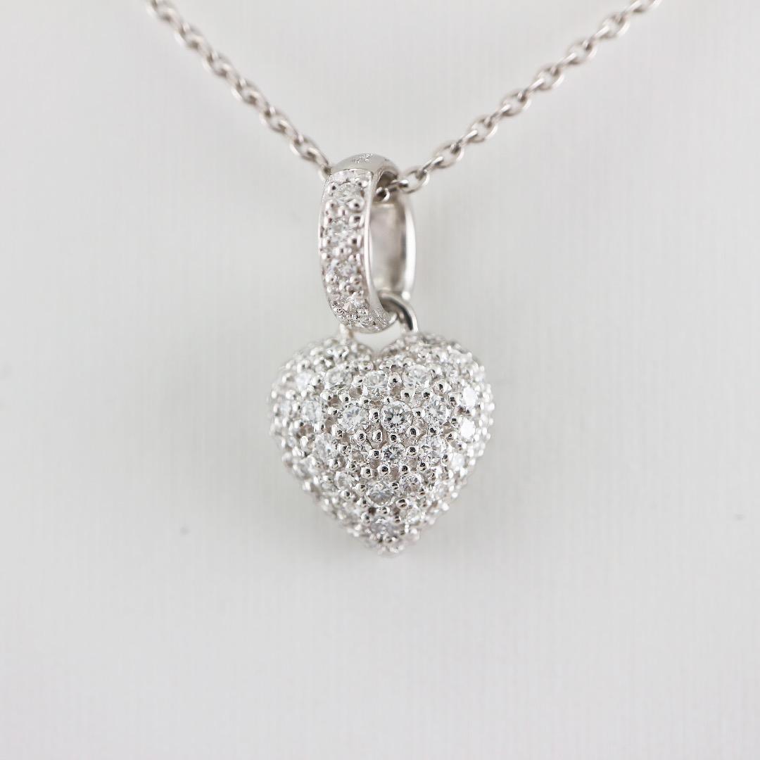 スタージュエリー＞ Pt950 パヴェダイヤ ペンダント D0.72