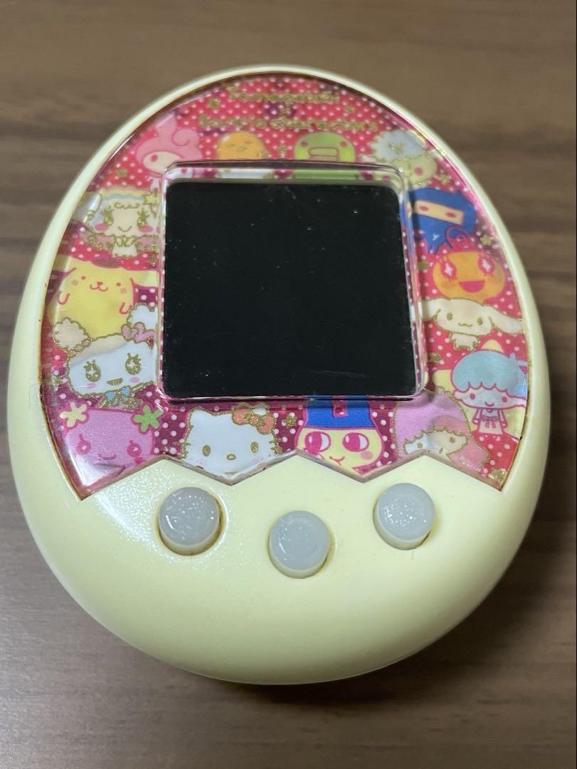 Tamagotchi m!x サンリオキャラクターズver