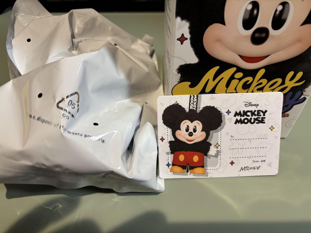 POPMART Disney ミッキー＆ミニー 2体セット キーホルダー POPMART Disney ミッキー＆ミニー 2体セット キーホルダー