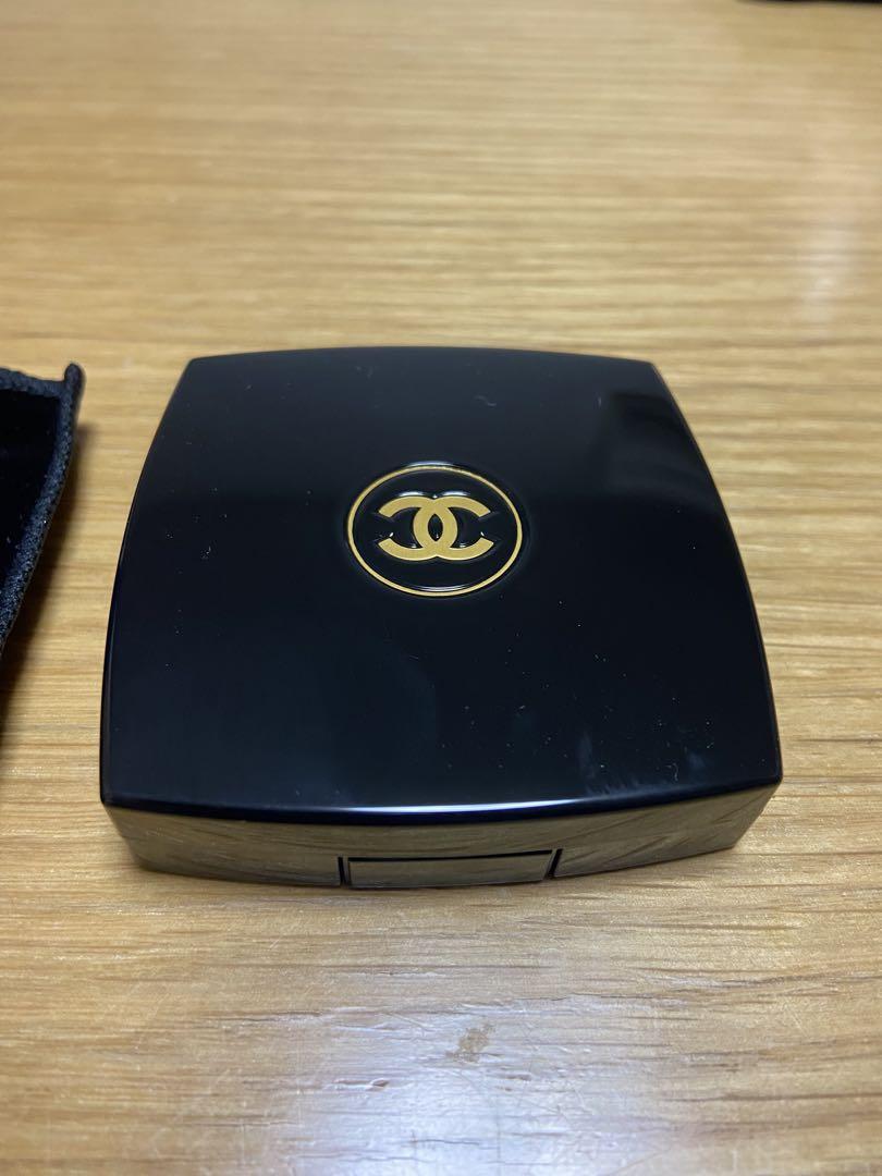 CHANEL 限定　LES 4 OMBRES アイシャドウパレット