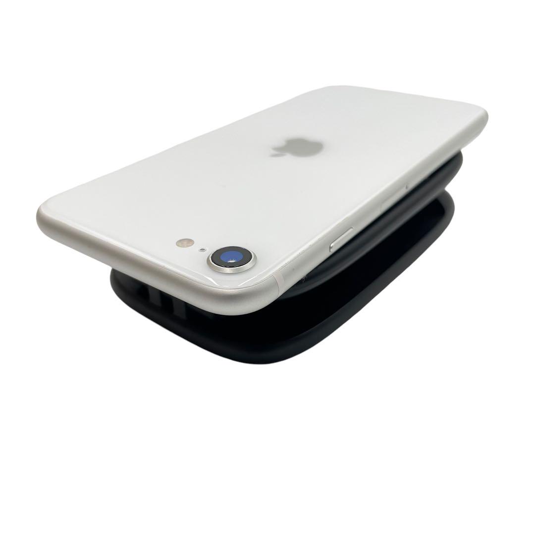 美品 バッテリー新品　iPhoneSE2　128GB　SIMフリー　完動品