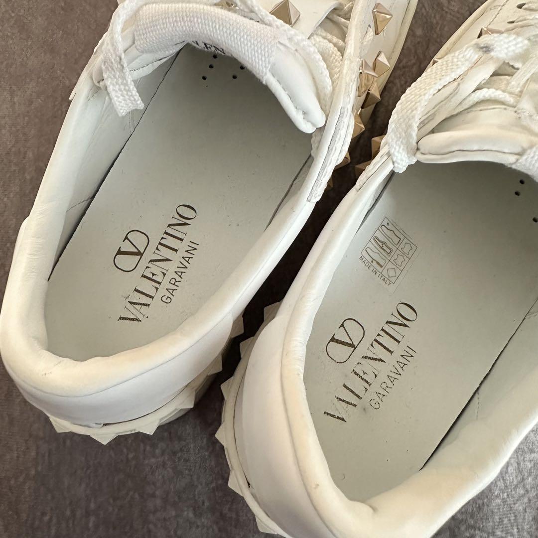 【VALENTINO】ロックスタッズ 厚底スニーカー 国内発 Valentino Garavani ロックスタッズ スニーカー