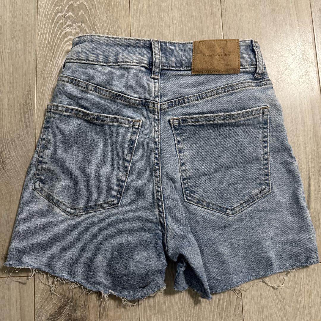 【ファッション通販】 H&M メルカリ - ショートパンツ フリンジヘム ライトブルー パンツ