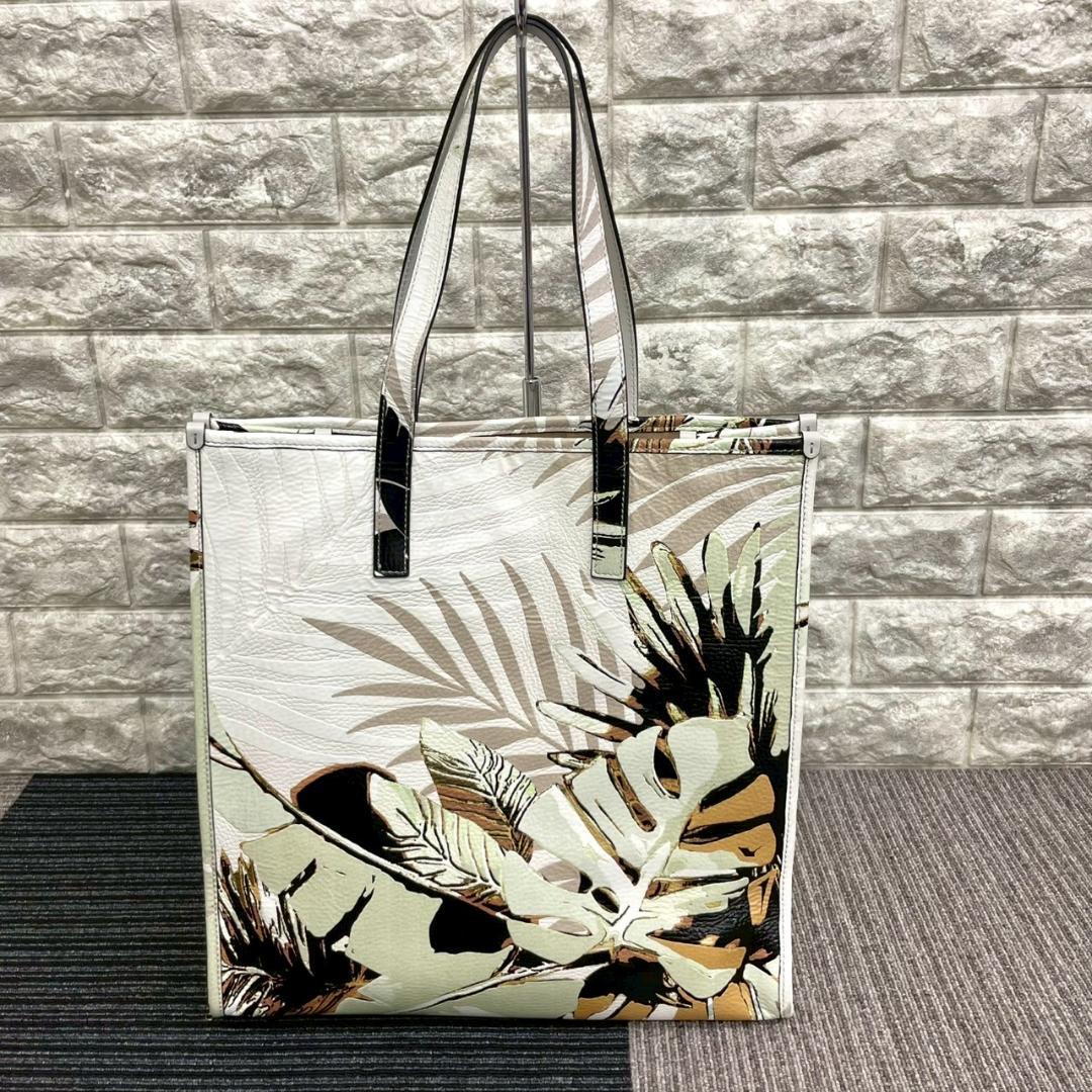 超美品 ETRO エトロ ボタニカル トートバッグ ロゴ 超美品 ETRO エトロ ボタニカル トートバッグ ロゴ
