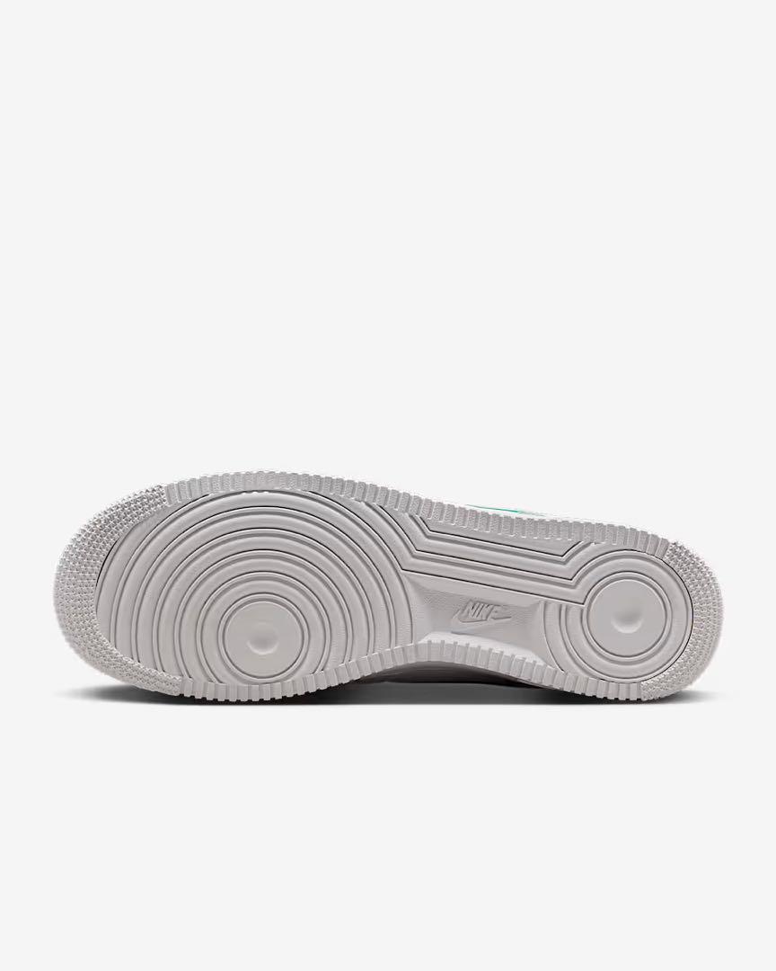 NIKE エアフォース1 ホワイト/グリーン 28.5cm