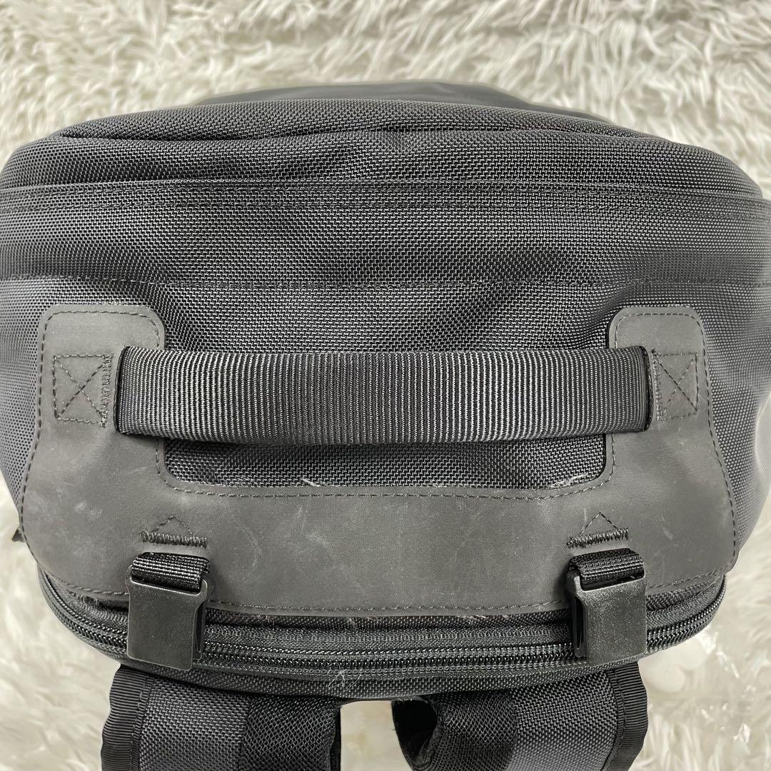 極美品　MONOLITH モノリス　リュック　BACPACK PRO M