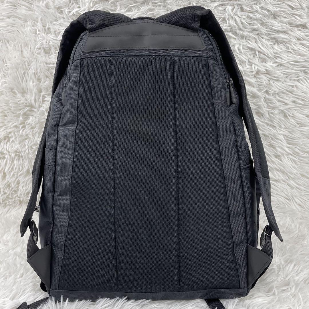 極美品　MONOLITH モノリス　リュック　BACPACK PRO M