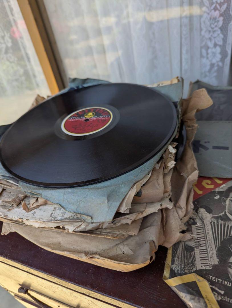 32 レコード