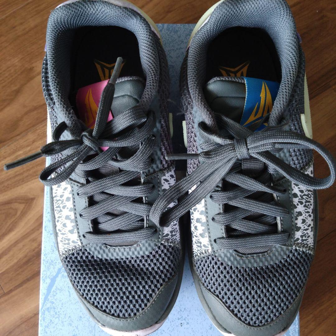 Nike JA1 バスケットボールシューズ