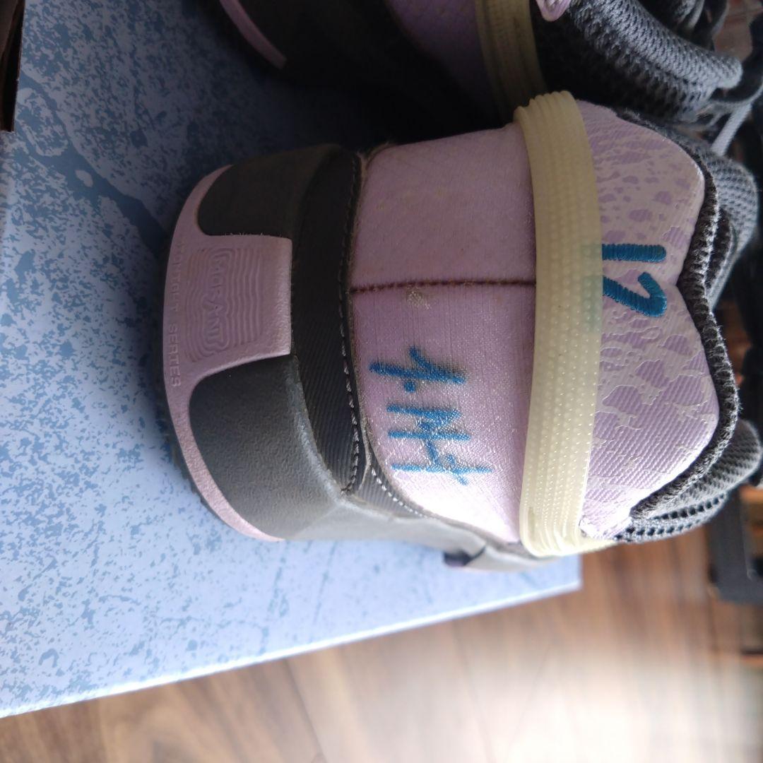 Nike JA1 バスケットボールシューズ
