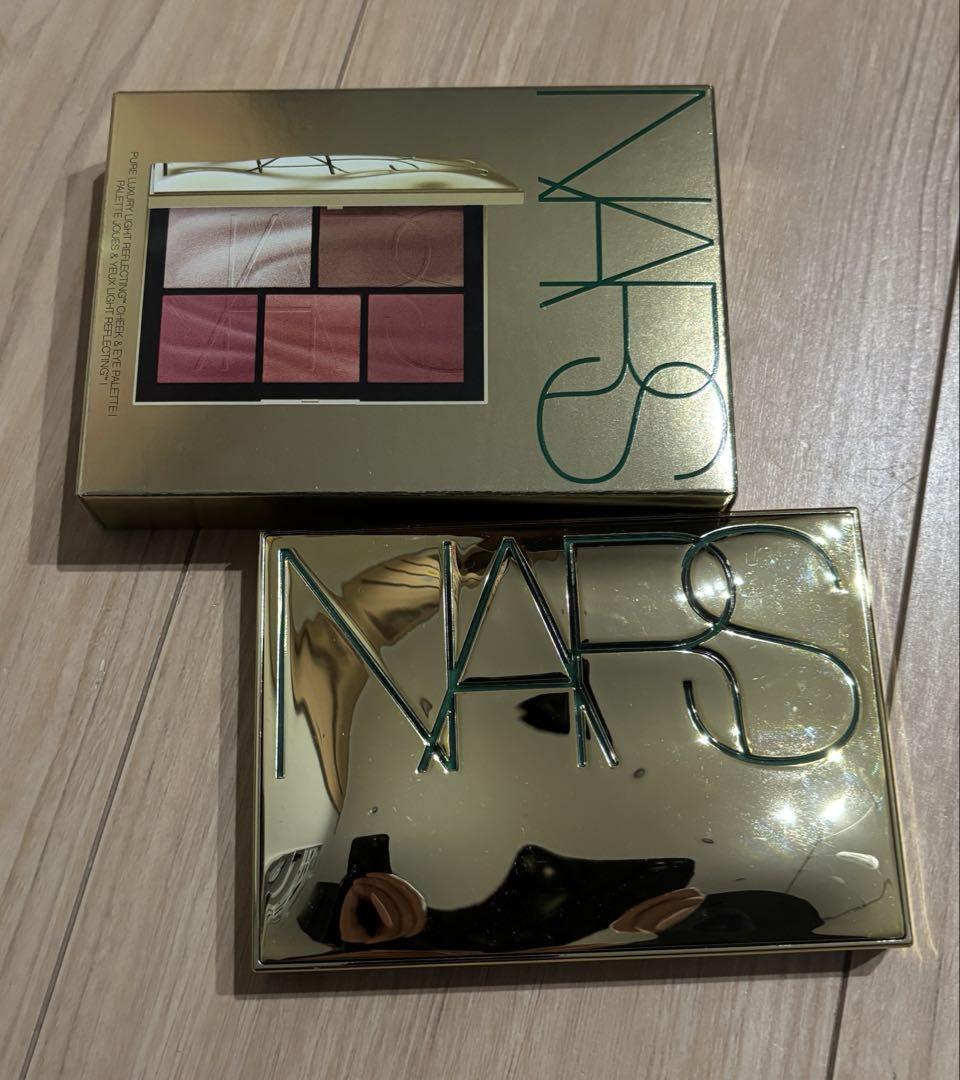 NARS ライトリフレクティング チーク＆アイパレット