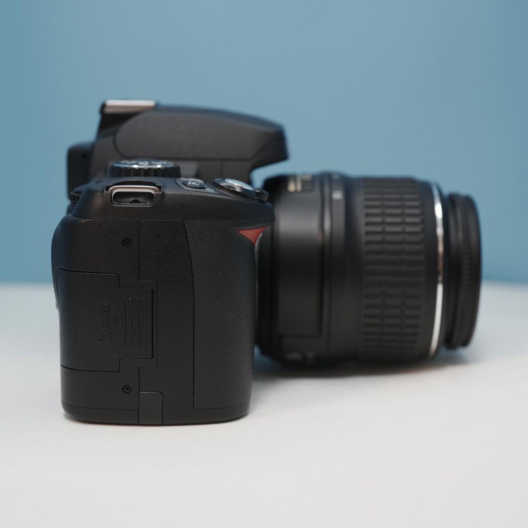 Nikon D40 一眼レフ フルセット 美品 a4312