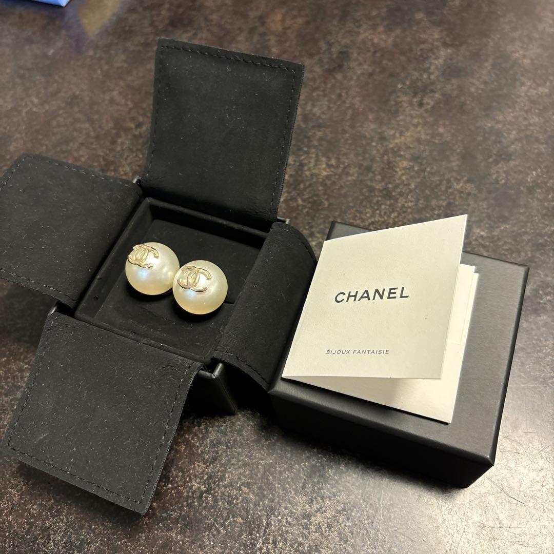 【最終お値下げ】CHANEL ココマーク　ピアス　パール CHANEL パール ピアス ココマーク