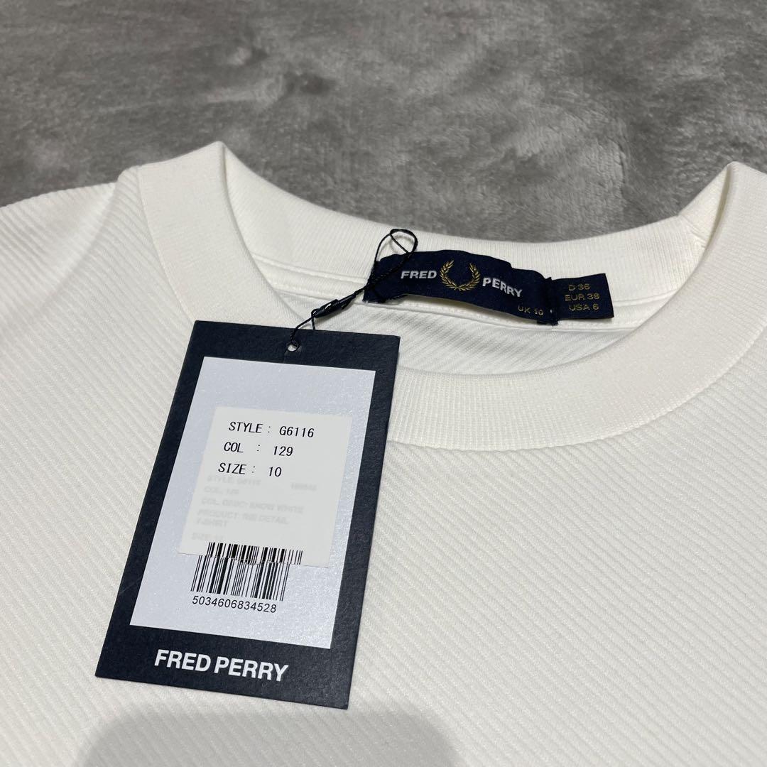 美品】フレッドペリー ショート丈Tシャレディース