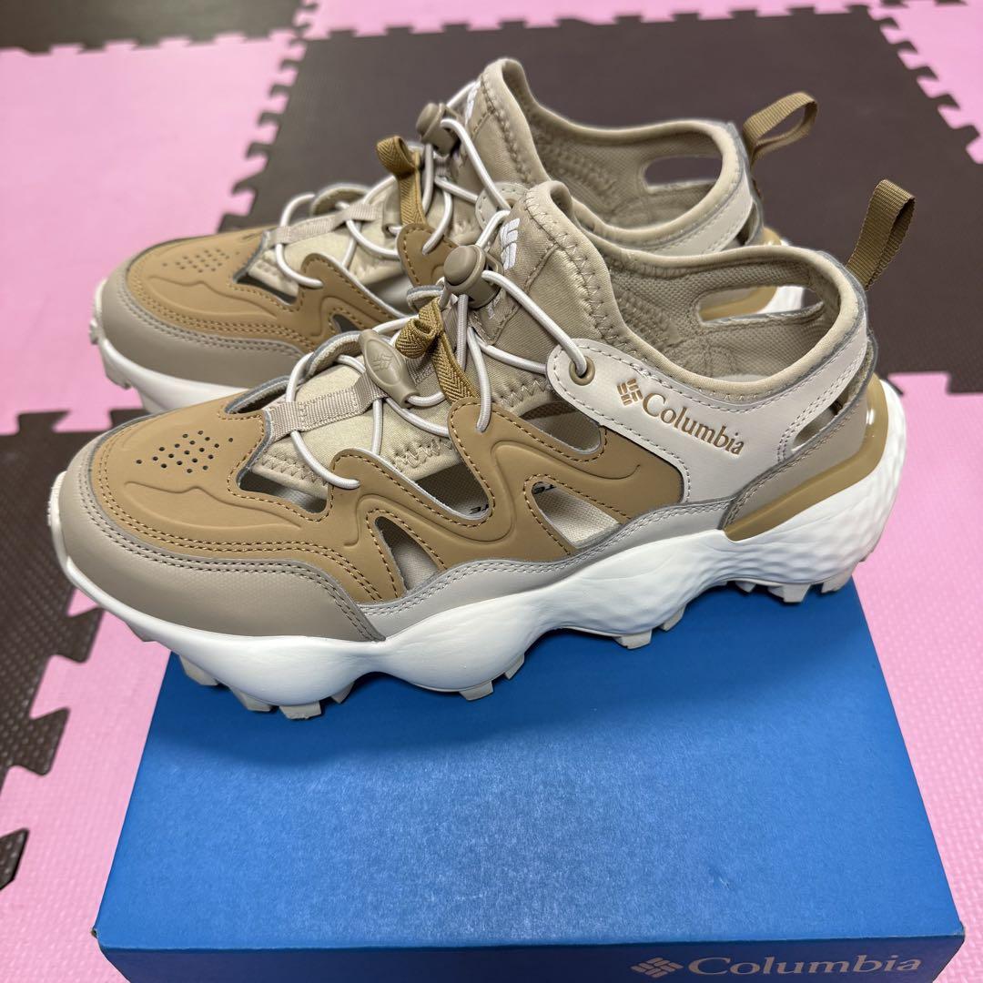 ほぼ新品‼️ Columbia スライブ リバイブ シャンダル 24.5cm